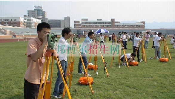 重慶建筑高級技工學校2016年報名條件、招生對象