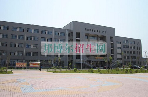 遼寧中醫藥大學杏林學院