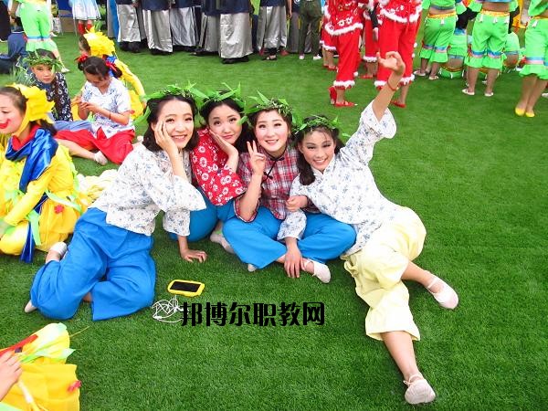 西安幼兒師范職業(yè)學(xué)校2020年報(bào)名條件、招生要求、招生對象 