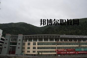 阿壩州中等職業技術學校地址在哪里