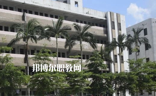 吳川職業(yè)高級中學(xué)2021年學(xué)費、收費多少