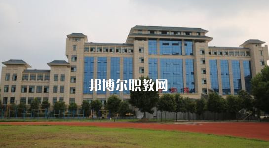 成都中醫藥大學附屬醫院針灸學校2021招生錄取分數線