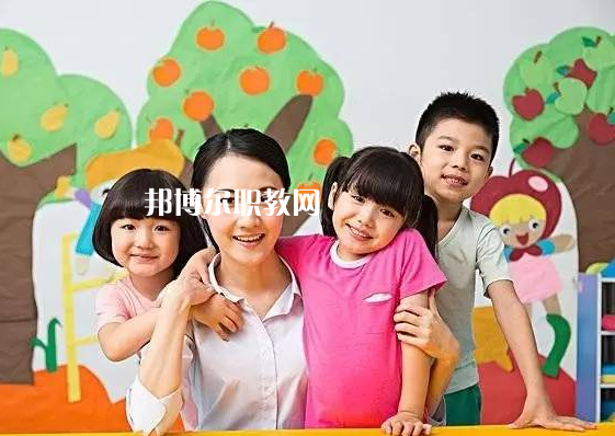 重慶2021年女生讀幼師學校怎么樣