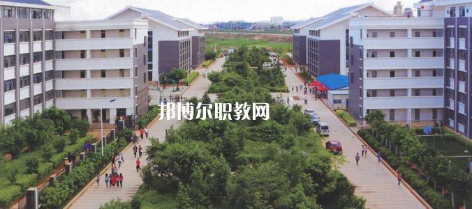 云南林業高級技工學校2021年宿舍條件