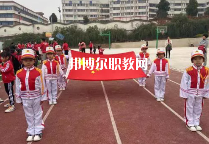 清鎮(zhèn)中等職業(yè)技術(shù)學(xué)校2022年招生簡(jiǎn)章