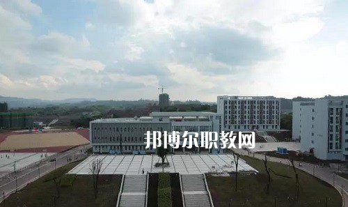 四川宜賓職業(yè)技術(shù)學(xué)校2022年招生辦聯(lián)系電話