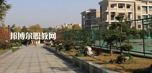 杭州市城西中學職高部地址在哪里，哪個地區，哪個城市?